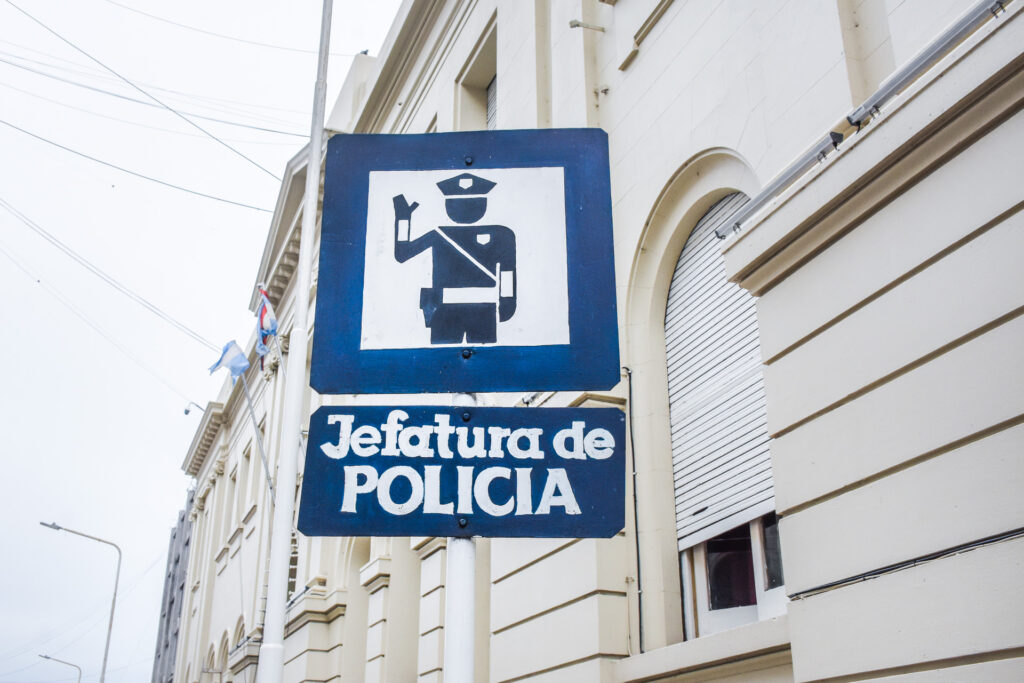 Paraná: detuvieron a un comisario tras allanamientos por presunta infracción a la ley de estupefacientes