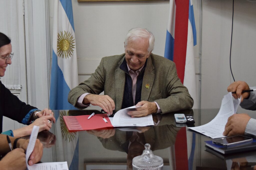 Entre Ríos extendió el acuerdo para frenar el avance del HLB en quintas cítricas