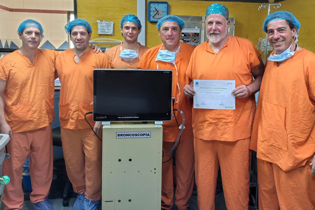 El Hospital San Roque de Paraná se capacitó en novedosa técnica de cirugía endoscópica de oído
