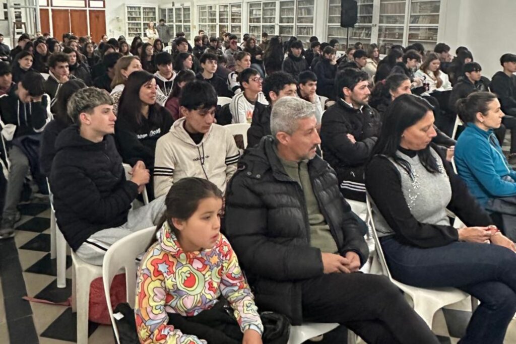 Basavilbaso fue sede de un conversatorio sobre el rol del deporte en la salud mental