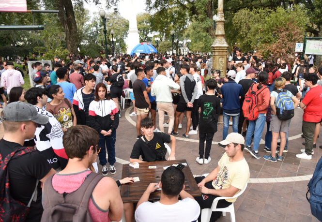 Concepción del Uruguay vive la 11ª edición de la Estudiantina con 11 días de actividades