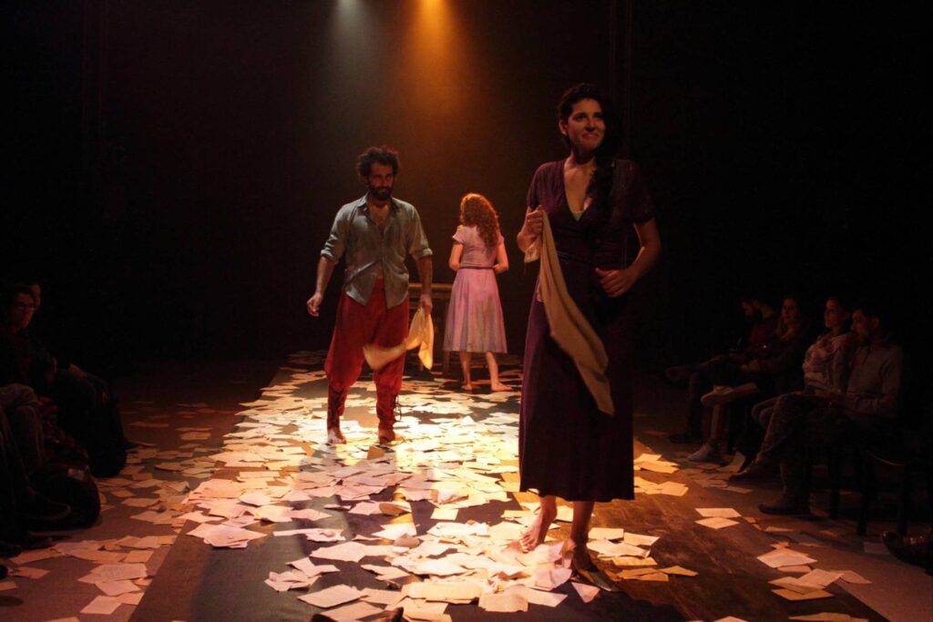 La Paz recibe la obra "Medea va" en el marco del ciclo Un Domingo de Teatro
