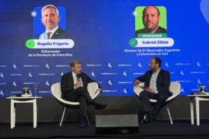 Frigerio expuso el plan productivo de Entre Ríos en el AmCham Forum y respaldó la baja de impuestos
