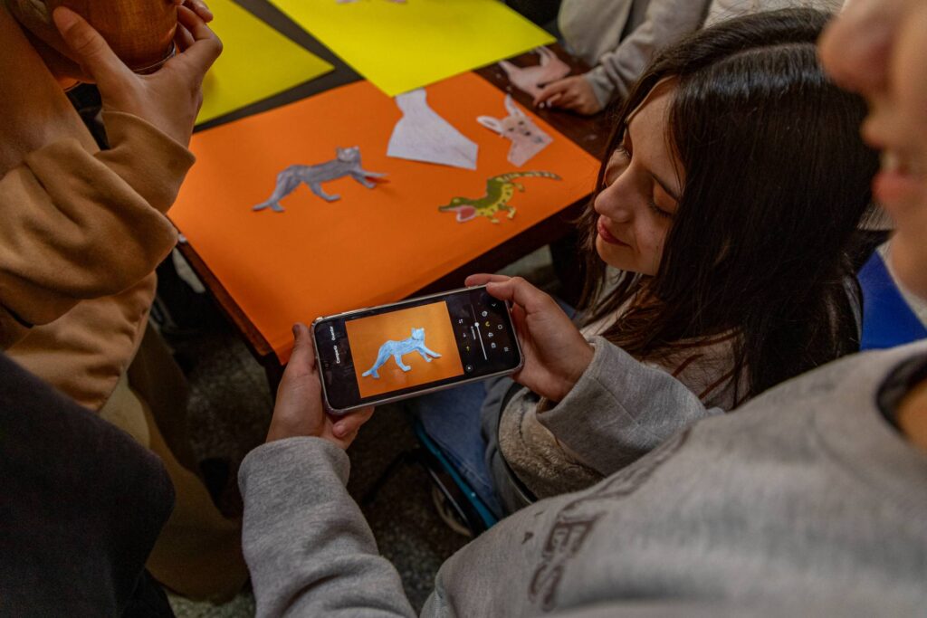 Estudiantes secundarios de Paraná animaron la fauna de la octava edición del Ficer en un taller de stop motion