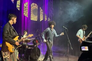 Casa Estudio presentó la nueva sesión en vivo del grupo uruguayense Un Día Más