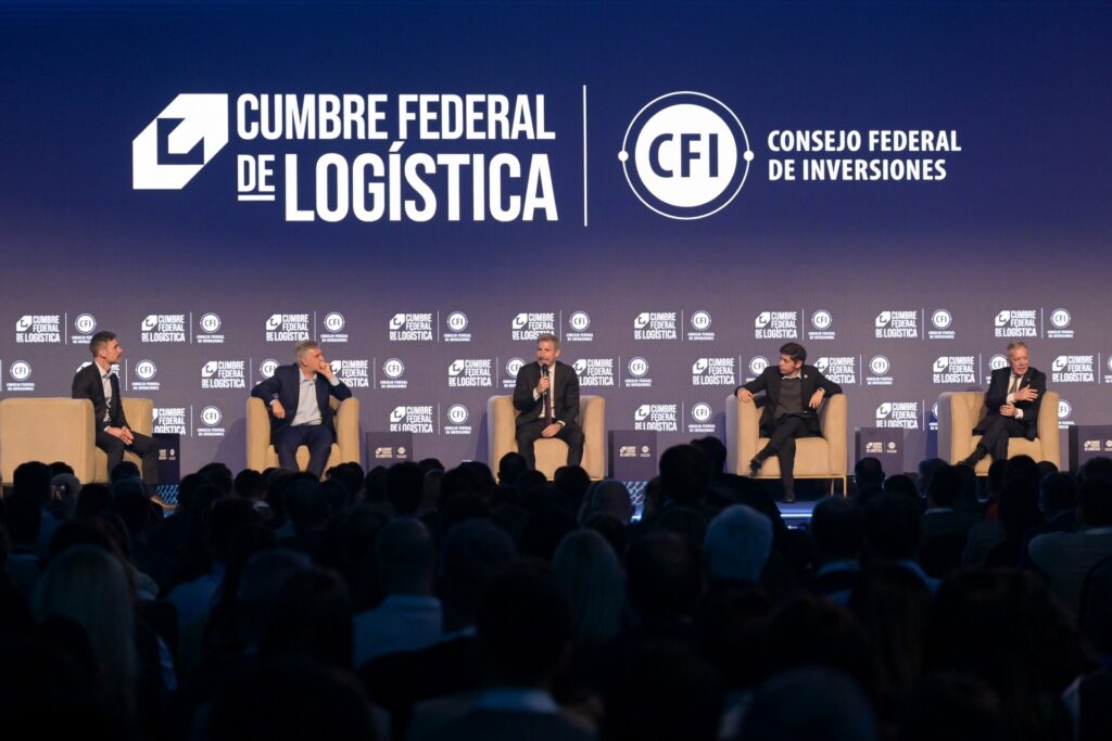 En la Cumbre Federal de Logística, Frigerio reclamó reformas impositivas y mejoras para puertos y rutas