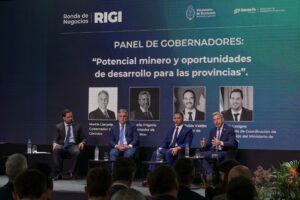 Frigerio remarcó en Rosario el perfil productivo y logístico de Entre Ríos ante grandes inversiones