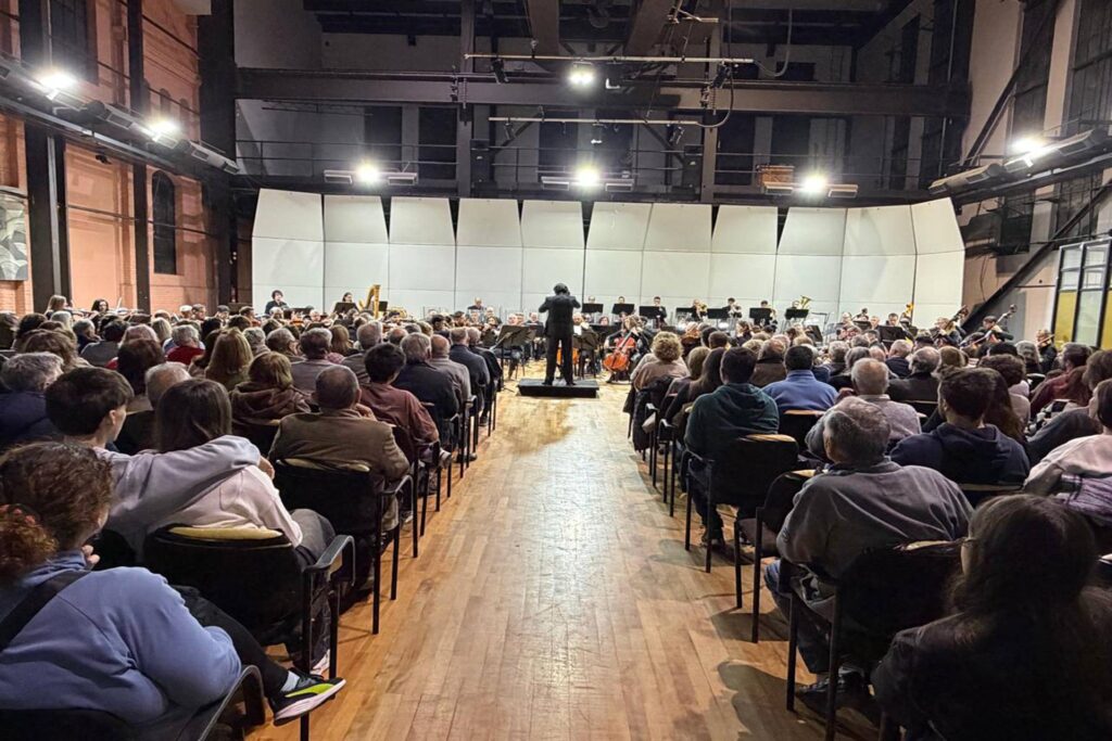 La Sinfónica de Entre Ríos se presentó a sala llena en La Vieja Usina