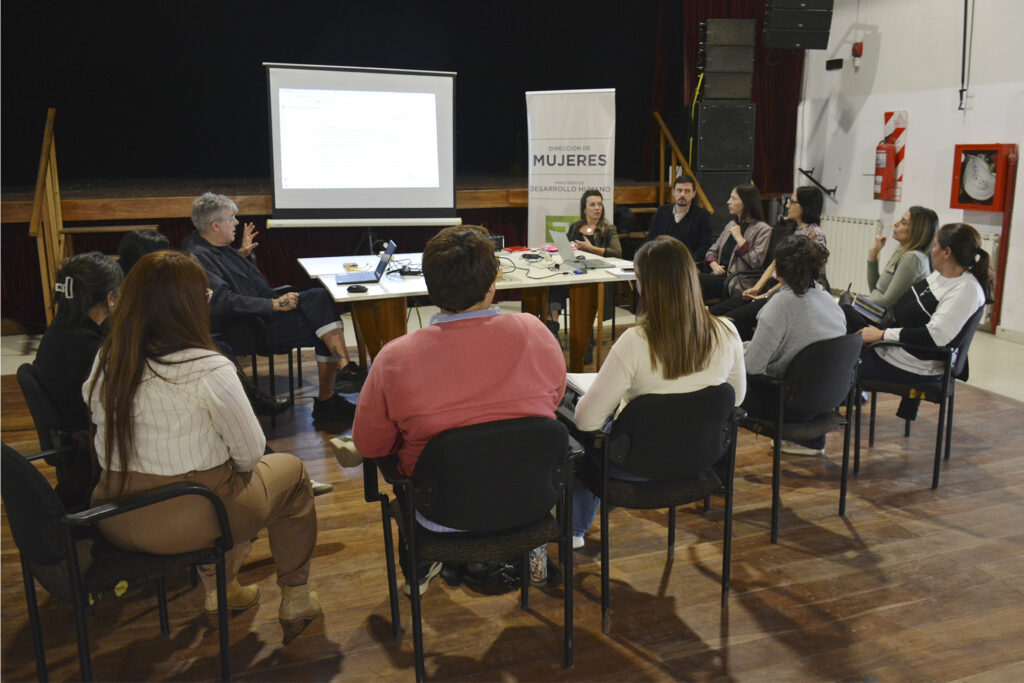 Entre Ríos avanza en el desarrollo de una herramienta digital para asistir en situaciones de violencia de género